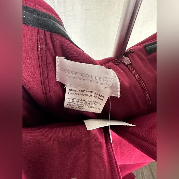 Dessy Collection Burgundy Off-The-Shoulder Notch Trumpet Gown Size 12 NWT - Picture 5 of 17